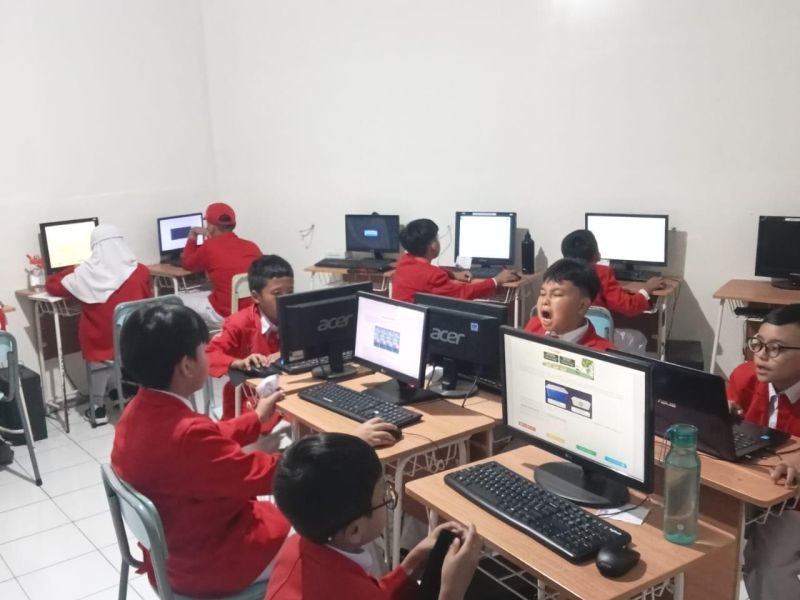 ASESMEN NASONAL BERBASIS KOMPUTER (ANBK 2025)